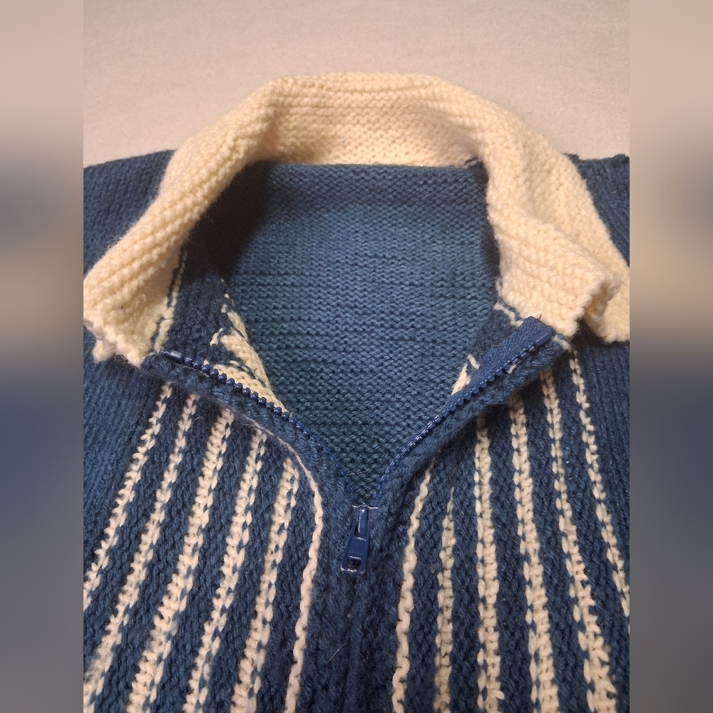 Vintage Handmade Zip Up Blue and Cream Knit Vest with Belt - Picture 4 of 9